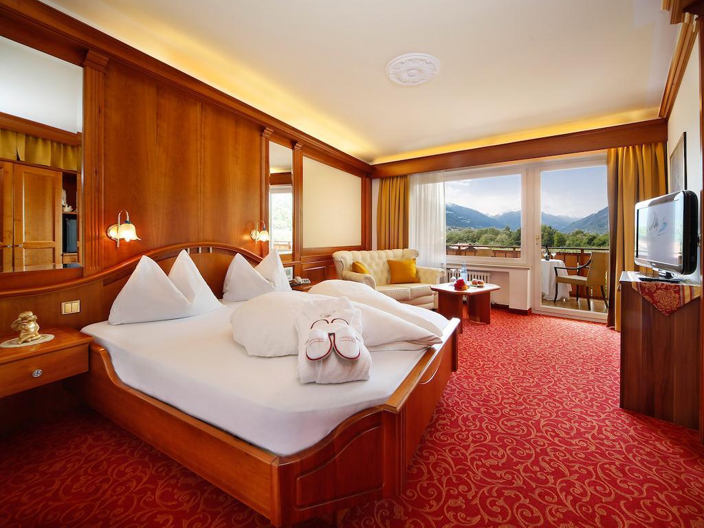 Hotel Nocturnes Naturns Room photo